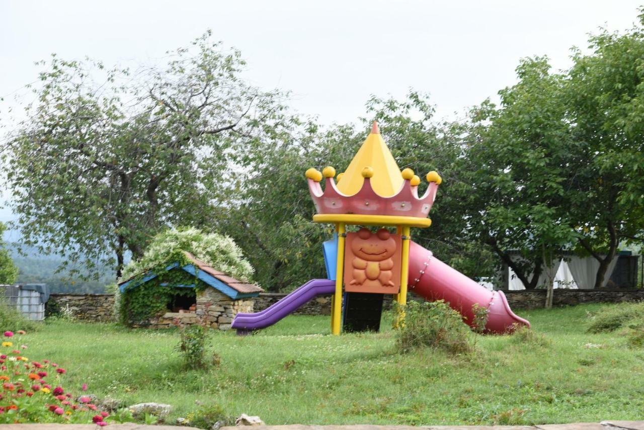 Къща За Гости "Жълтицата" Kostenkovtsi Extérieur photo